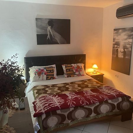 Cozzy Cottage Havens, In Center Of Tirana Тирана Екстериор снимка