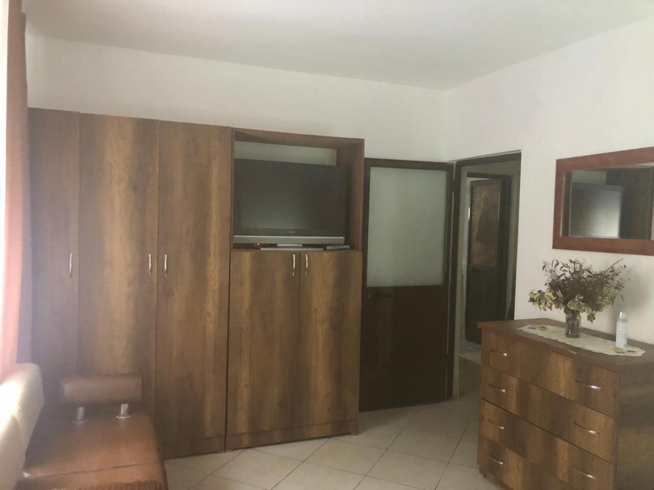 Cozzy Cottage Havens, In Center Of Tirana Тирана Екстериор снимка